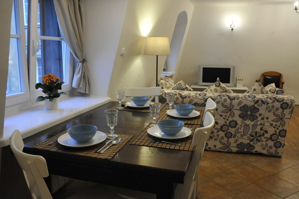 Milotu - Apartament Uniwersytecki Варшава Экстерьер фото