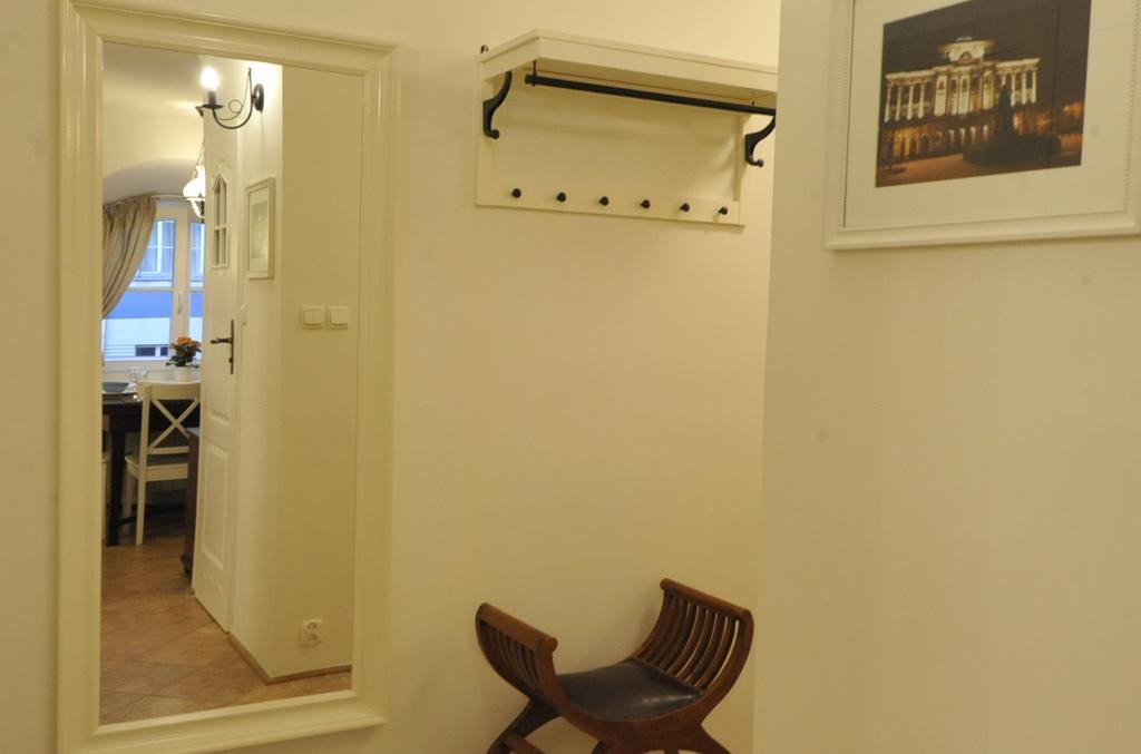 Milotu - Apartament Uniwersytecki Варшава Экстерьер фото